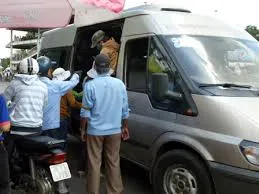 Chưa dẹp được xe khách trá hình