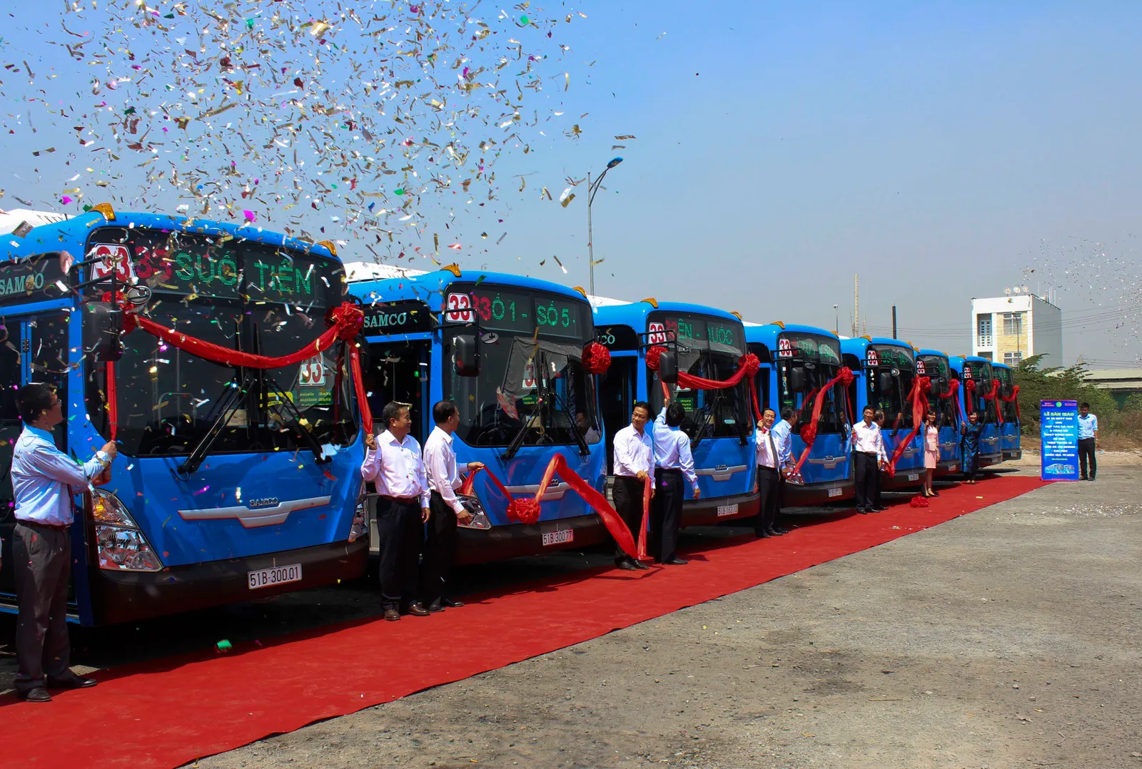 TPHCM: Đưa 23 xe buýt sử dụng nhiên liệu sạch vào hoạt động