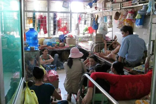Tăng giá dịch vụ y tế - chất lượng điều trị phải tốt hơn