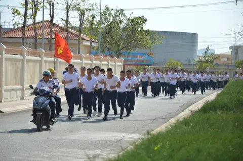 Hưởng ứng Ngày chạy thể thao CISM”