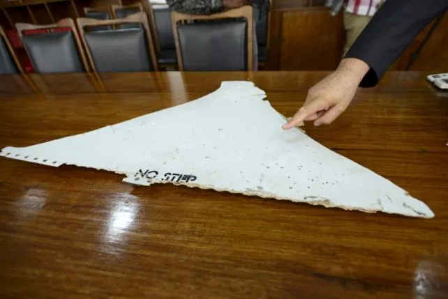 Úc sẽ giám định mảnh vỡ nghi của máy bay MH370