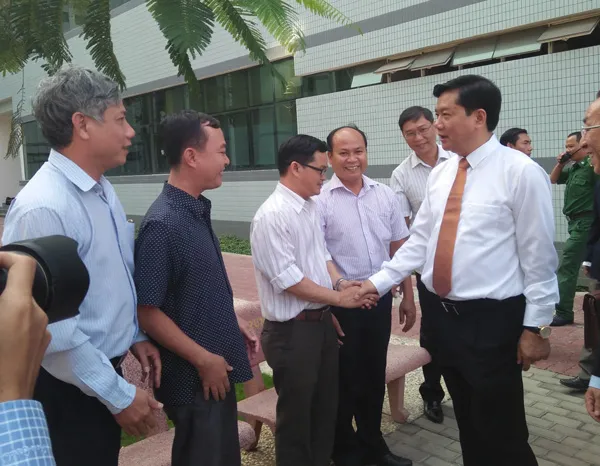 Đào tạo cán bộ là nhiệm vụ hàng đầu