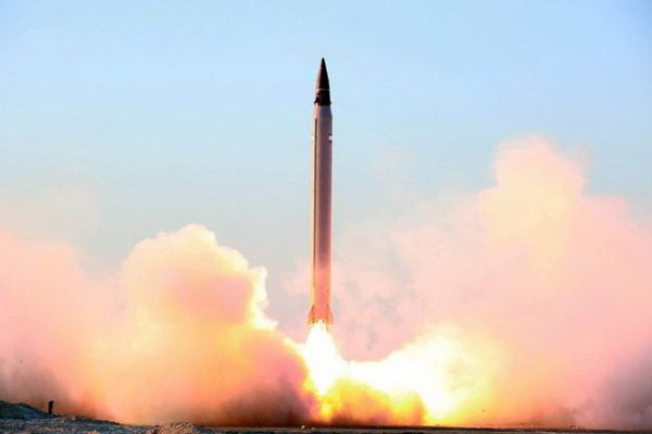 Iran thử tên lửa đạn đạo, bất chấp lệnh trừng phạt từ Mỹ 