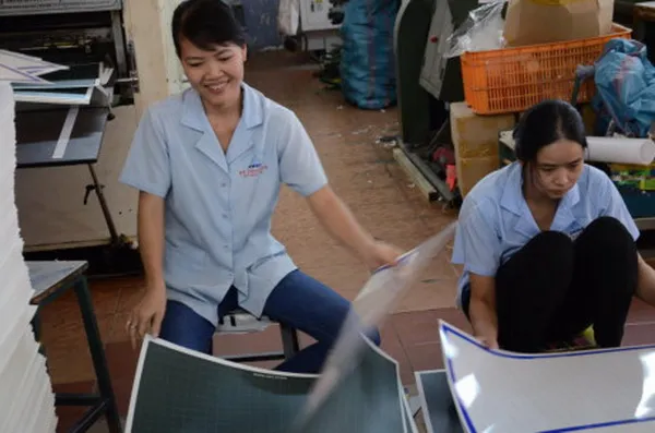 Chuyện về nữ công nhân đảm việc nhà, giỏi việc công ty