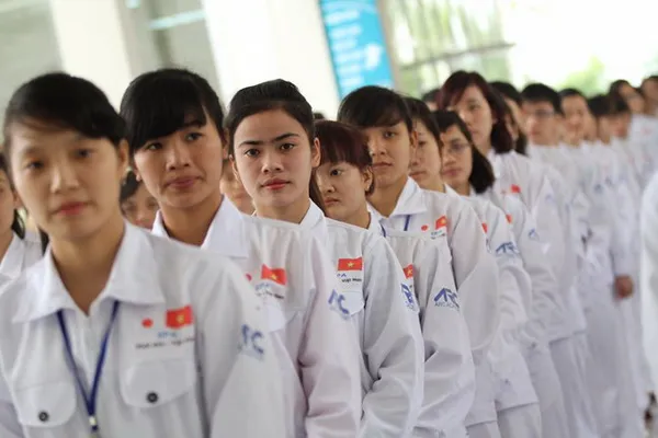 Cần xây dựng những chính sách hỗ trợ cho lao động nữ làm việc ở nước ngoài