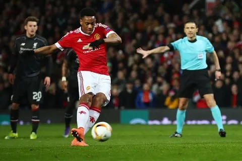 Kết quả bóng đá (18/3): MU dừng bước tại Europa League