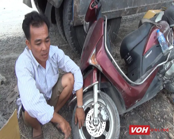 [Video] TPHCM: Bắt quả tang đường dây mua bán thuốc lá lậu ngụy trang tinh vi
