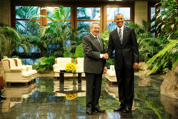 Tổng thống Obama: Chôn vùi tàn dư Chiến tranh lạnh, giơ bàn tay thân hữu  