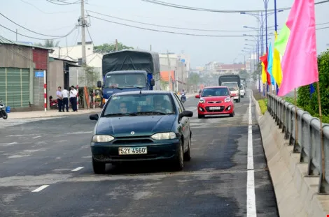 Thay đổi làn xe chạy trên đường Trần Văn Giàu và Nguyễn Hữu Thọ