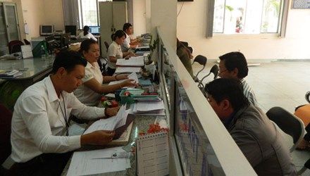 Cán bộ cơ sở phải bám sát địa bàn, gần dân