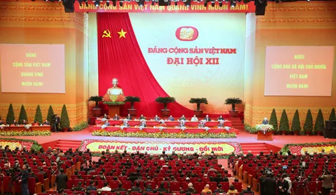 Bộ Chính trị ra Chỉ thị về triển khai thực hiện Nghị quyết Đại hội XII