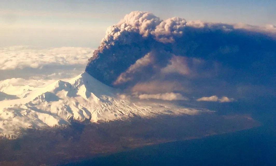 Núi lửa phun trào tại Alaska