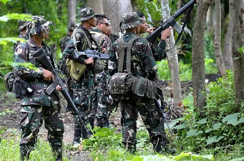 Đụng độ 120 phiến quân IS, 18 binh sĩ Philipines thiệt mạng 