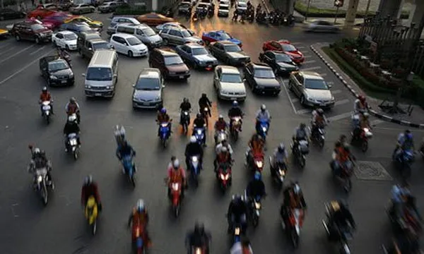 Thái Lan: Lái xe khi say rượu sẽ bị buộc làm việc trong nhà xác