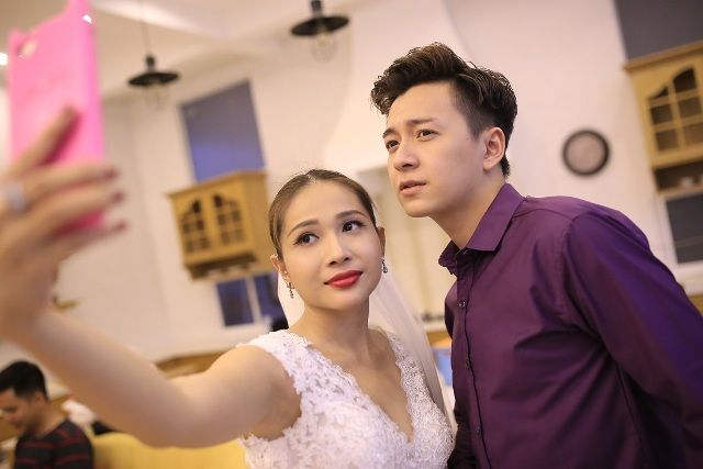 Ngô Kiến Huy đắt show MC
