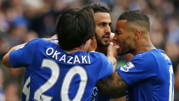 Kết quả bóng đá 25/4: Đè bẹp Swansea, Leicester gây áp lực cho Tottenham