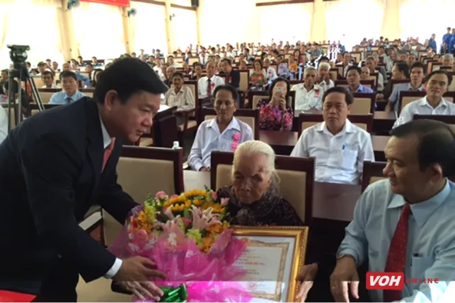 Phải chăm lo các mẹ Việt Nam anh hùng như người thân của chính mình