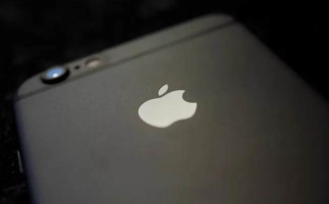Apple suy giảm doanh số bán iPhone sau 9 năm
