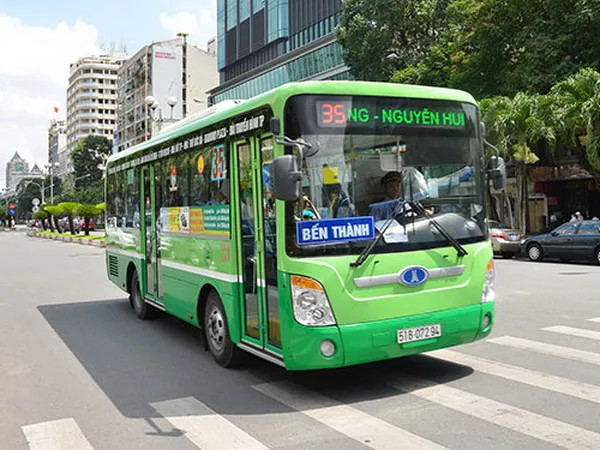 Tuyến buýt 35 chệch hướng?