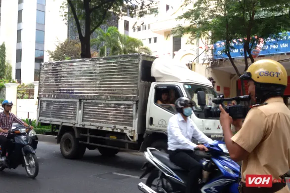 CSGT toàn TPHCM ghi hình vi phạm và tăng cường phạt nóng