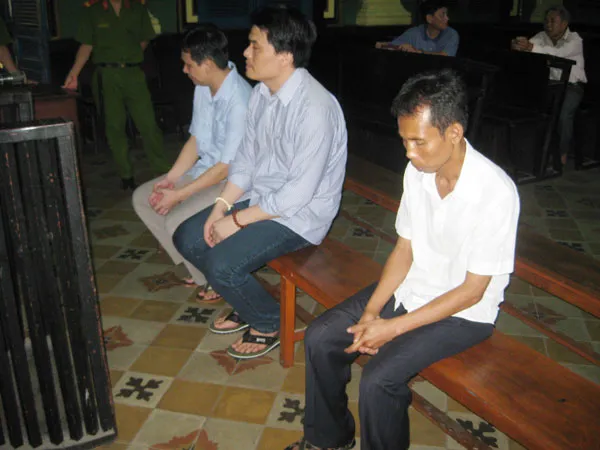 Lừa đảo bằng bánh vẽ xuất khẩu lao động