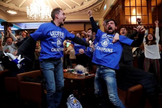 Kết quả bóng đá (3/5): Tottenham hòa Chelsea 2-2, Leicester City vô địch sớm 2 vòng 