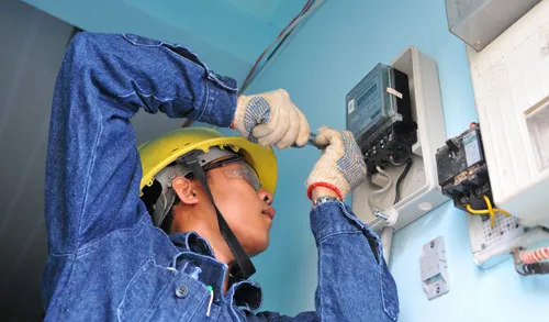 Phối hợp bán điện đúng giá cho công nhân