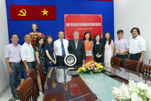 Đài phát thanh tiếng Anh Busan (Hàn Quốc) thăm và giao lưu với Đài VOH