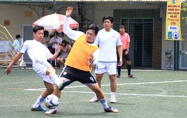 Khởi tranh giải bóng đá phong trào các cơ quan báo chí Presscup 2016