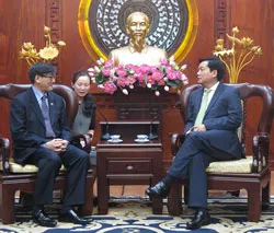 Bí thư Thành ủy Đinh La Thăng kêu gọi doanh nghiệp Thái Lan đầu tư vào TPHCM