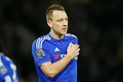 John Terry ở lại Chelsea thêm 1 mùa nữa