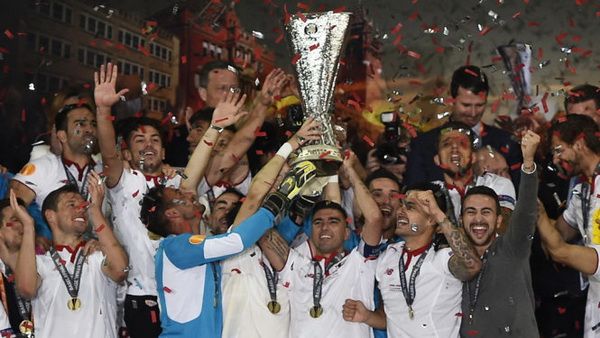Kết quả bóng đá (19/5): Sevilla lần thứ ba liên tiếp vô địch Europa League