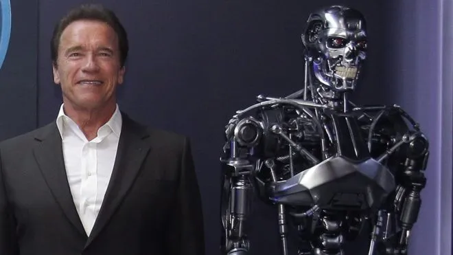 Robot tương lai: thông minh, tháo vát và biết bay