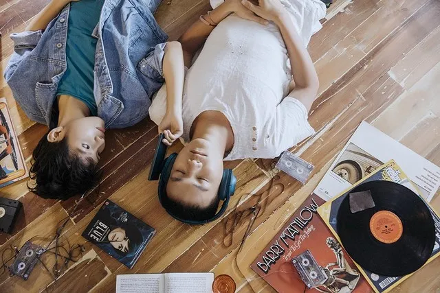 Vũ Cát Tường vướng vào chuyện tình khó giải thích