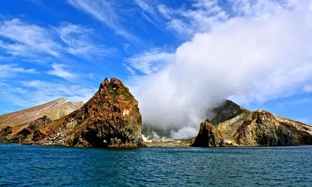 Núi lửa đang phát triển bên dưới một thị trấn New Zealand