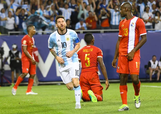 Argentina giành vé vào tứ kết Copa America 2016