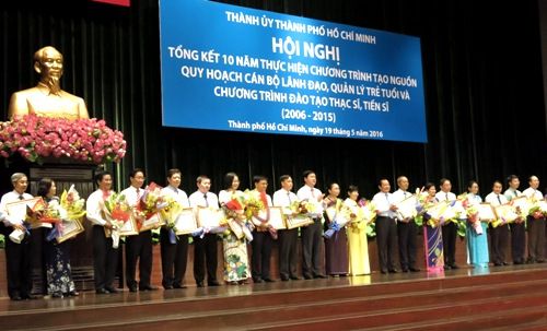 Đột phá trong tạo nguồn cán bộ trẻ của thành phố