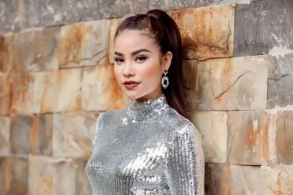 Ngắm Phạm Hương ngày càng xinh đẹp và sành điệu