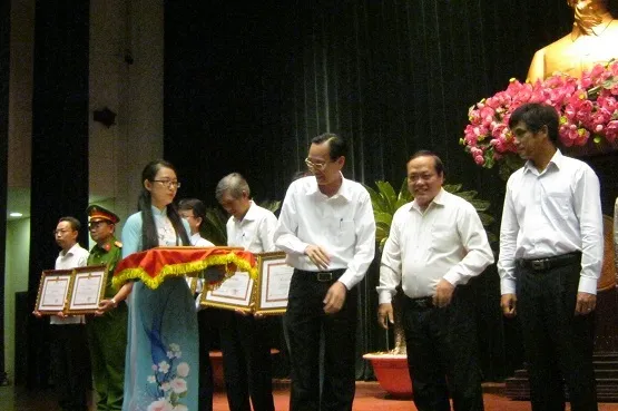 Bí thư Thành ủy Đinh La Thăng: Lòng dân đang hướng về chính quyền