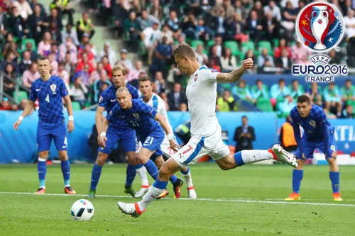 Kết quả bóng đá (18/6): Tây Ban Nha nắm tay Ý vào vòng 1/8