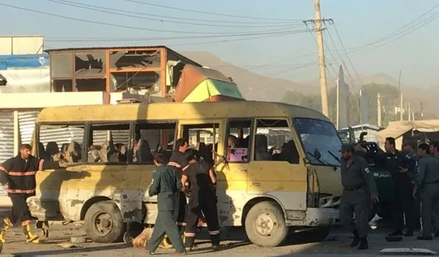 Afghanistan: Đánh bom tự sát giết chết 20 người