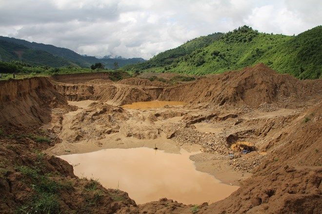 Kiểm tra thông tin doanh nghiệp hết giấy phép vẫn khai thác vàng