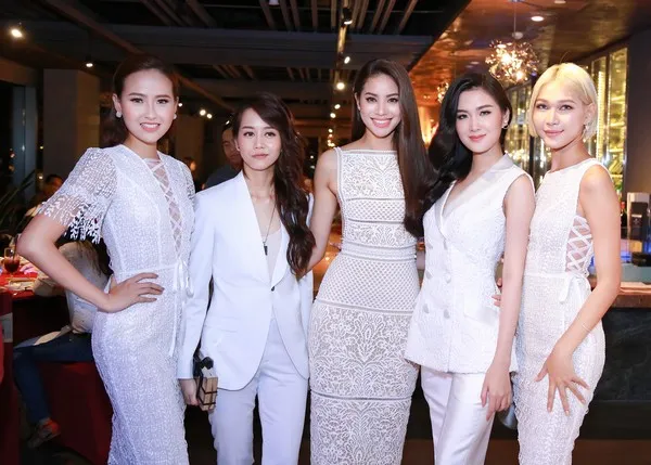 Phạm Hương lần đầu ra mắt team The Face 