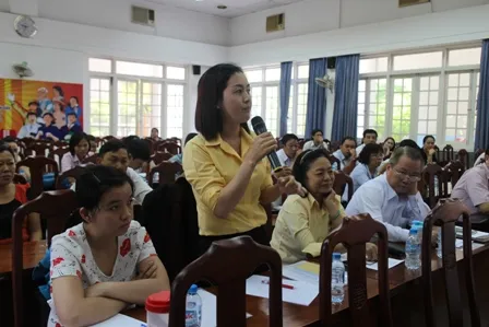 Làm thẻ ATM mới chỉ để hưởng bảo hiểm thất nghiệp sẽ rất lãng phí