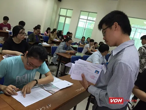 TPHCM: Thí sinh làm thủ tục dự thi tốt nghiệp THPT đạt 96%