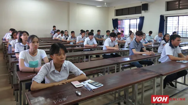 Thi tốt nghiệp THPT 2016: Đề Toán phân hóa cao
