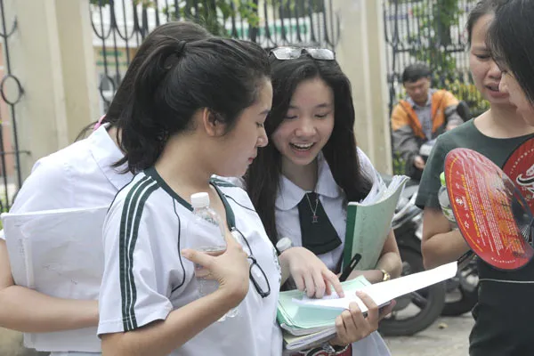 Đề Sử phát huy tính suy luận và bao quát của người học