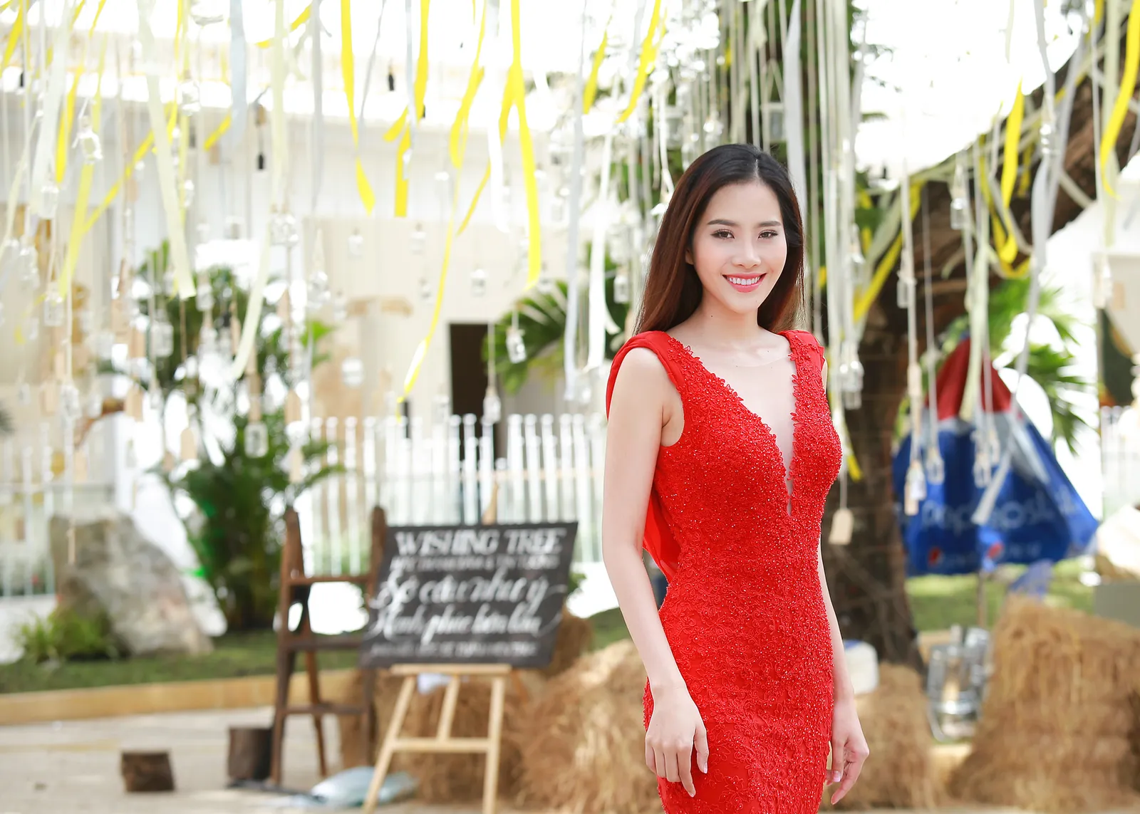 Hoa khôi Nam Em ngày càng rạng rỡ