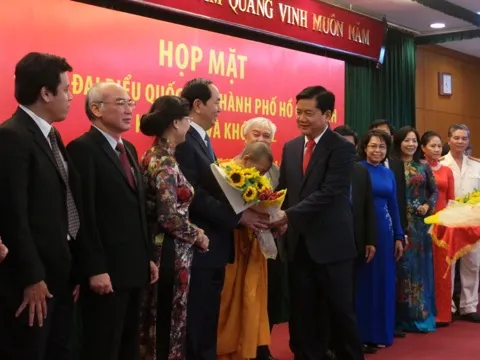 ”Thẳng thắn, không nể nang, dĩ hòa vi quý trong hoạt động giám sát”