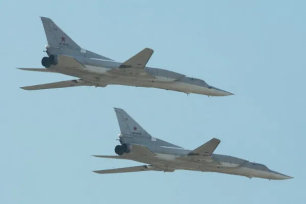 Nga phá hủy doanh trại lớn của IS bằng máy bay Tu -22M3